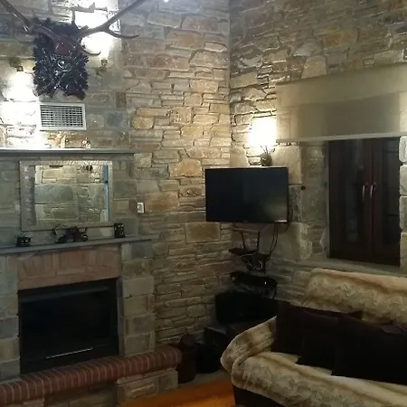 فيلة Pacithea Villas *